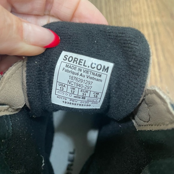 NEW Sorel winter snow boots boy 13 - Picture 4 of 10